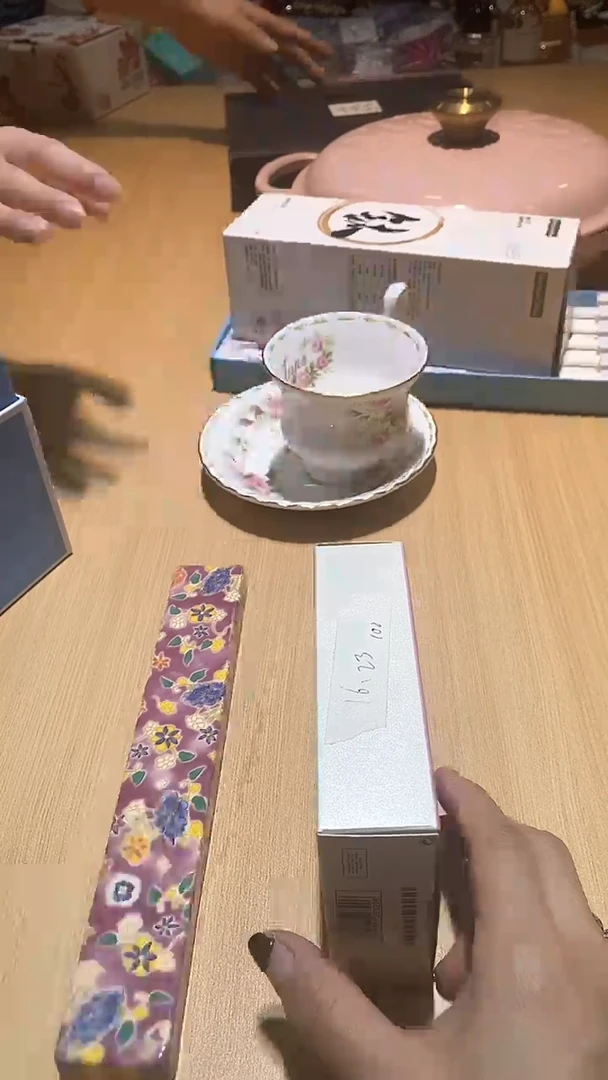 【闪购商品】瓷片锅碗瓢盆一件不剩