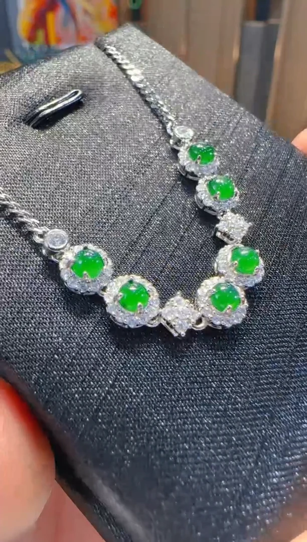 【闪购商品】翡翠手链合金多样性发货