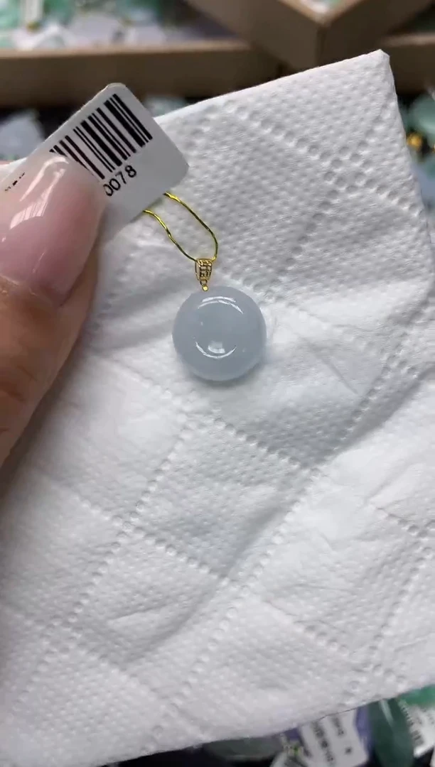 颈饰18K金镶嵌翡翠1111111111