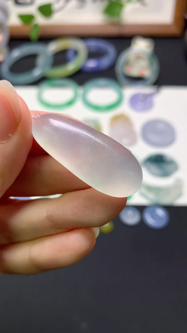 未镶嵌定制翡翠37*15.4*6.6