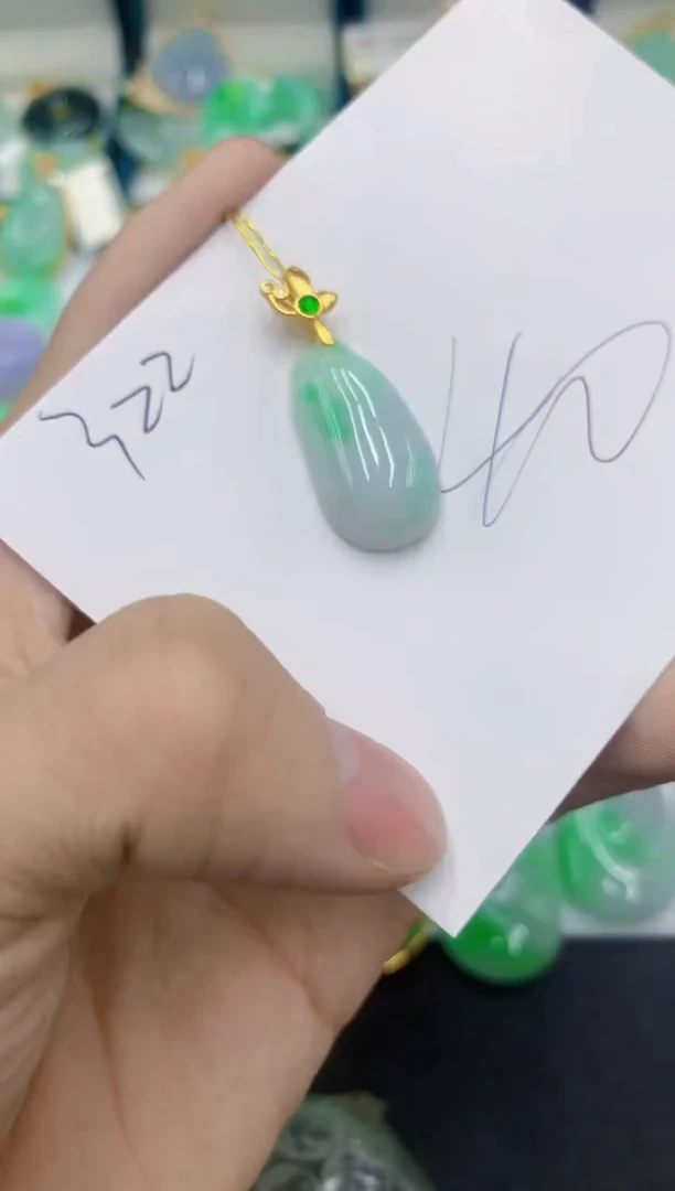 翡翠未镶嵌颈饰111111