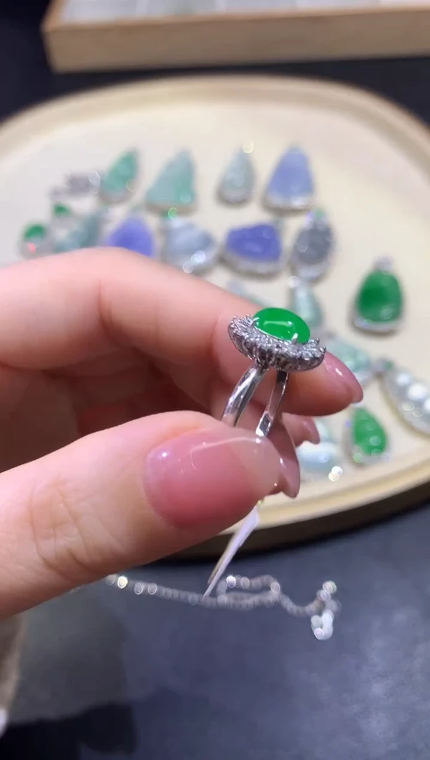 18K金镶嵌戒指翡翠戒指A131|980