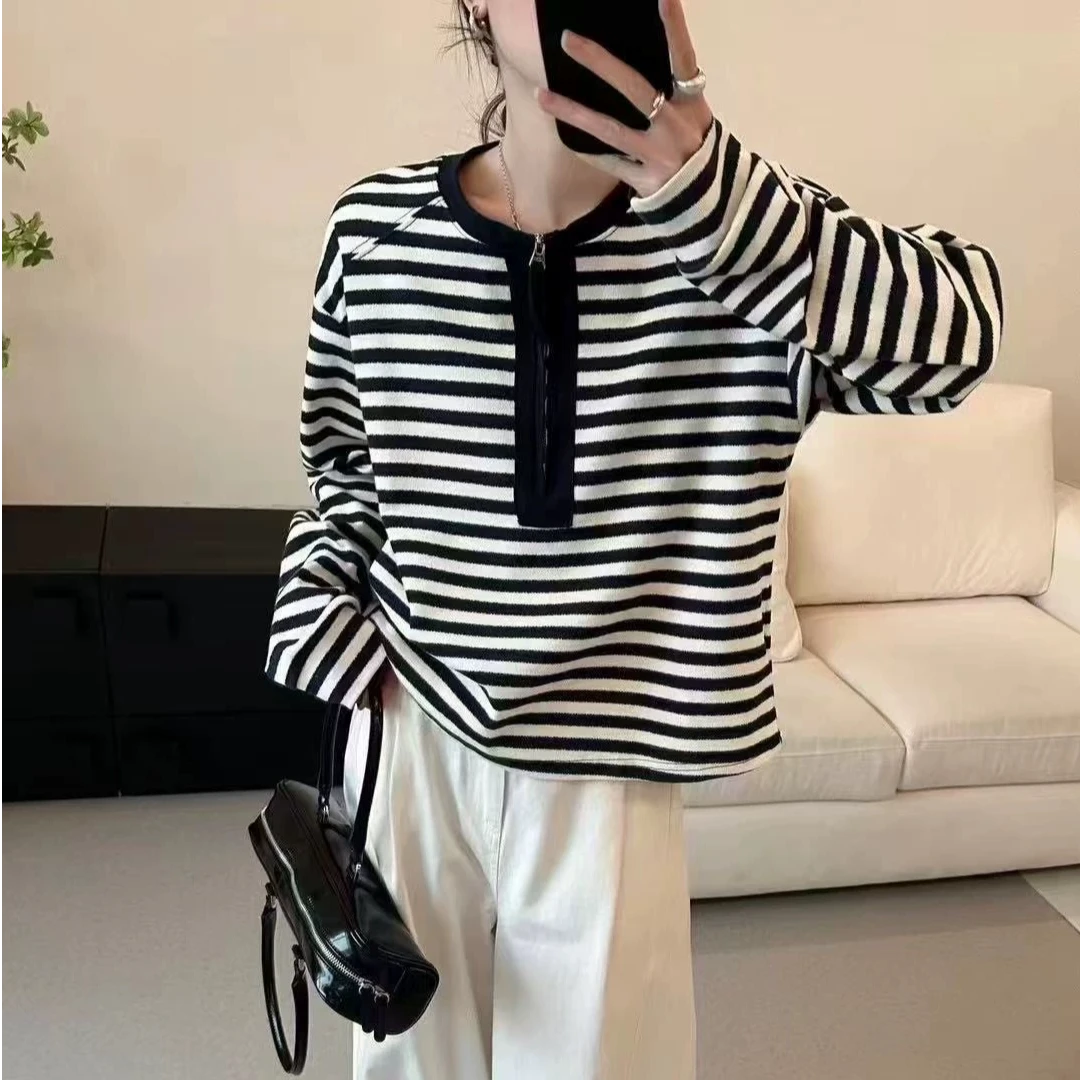 春季出行新款拼接韩版t恤女时尚洋气百搭衣服出游圆领上衣女装潮