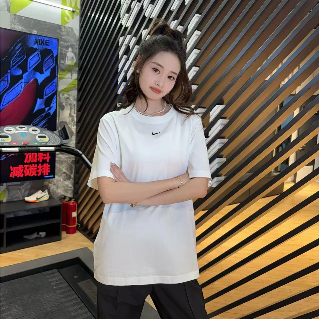 NIKE/耐克男女短款时尚夏季百搭圆领运动T恤FD4150100