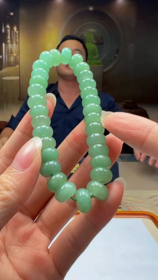 翡翠未镶嵌颈饰SY2025-7-25-8