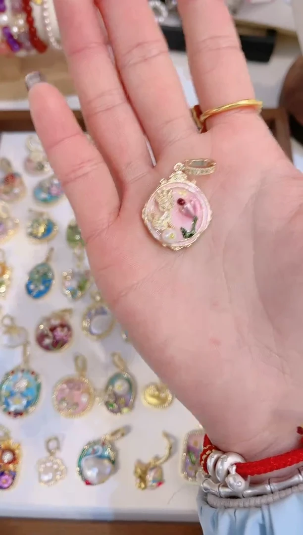 【闪购商品】淡水珍珠颈饰合金吊坠