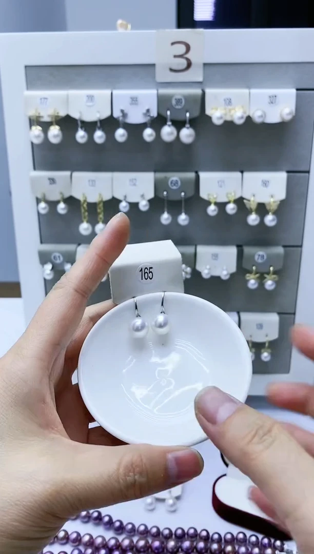 【闪购商品】淡水珍珠耳饰银S925镶嵌165