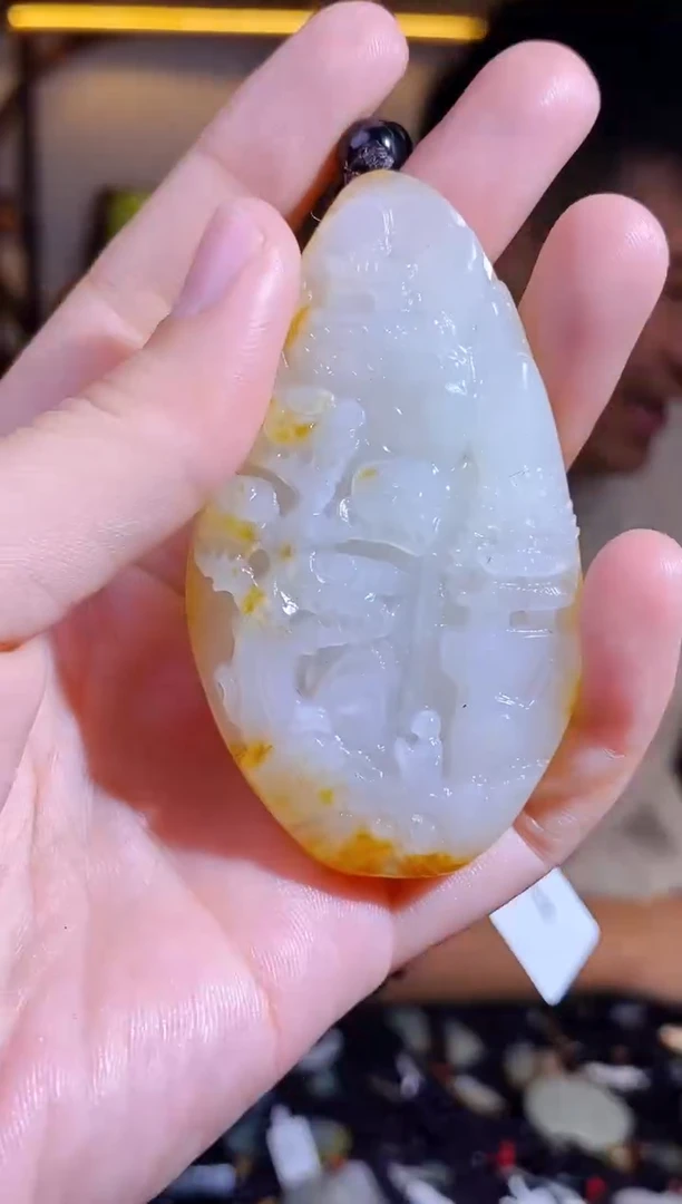 颈饰未镶嵌和田玉1