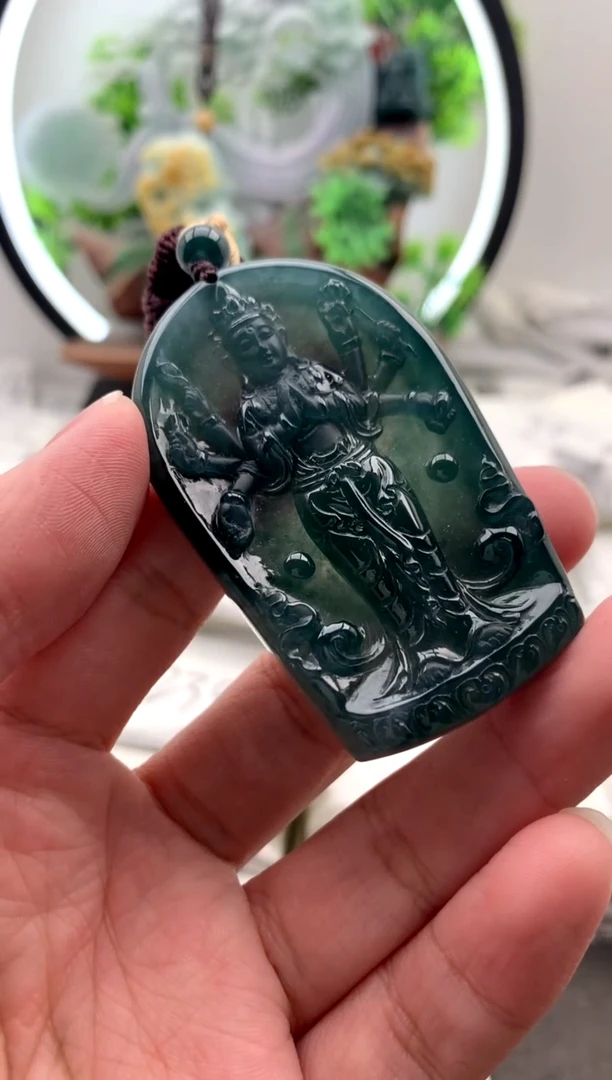 【闪购商品】翡翠颈饰未镶嵌千手观音