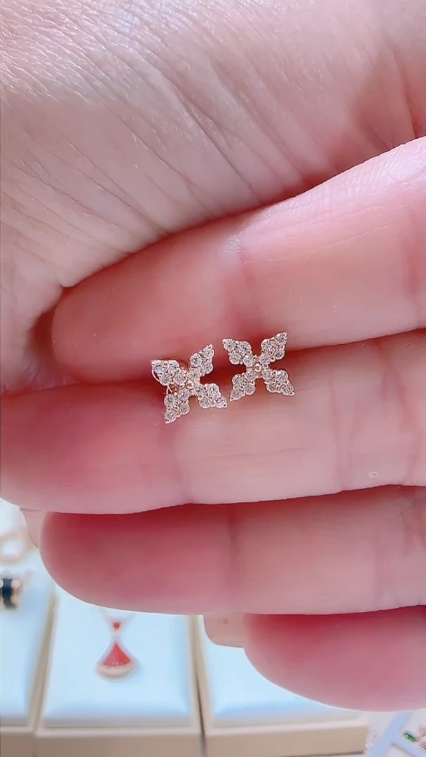 【闪购商品】合成立方氧化锆耳饰18K金镶嵌18K金耳饰