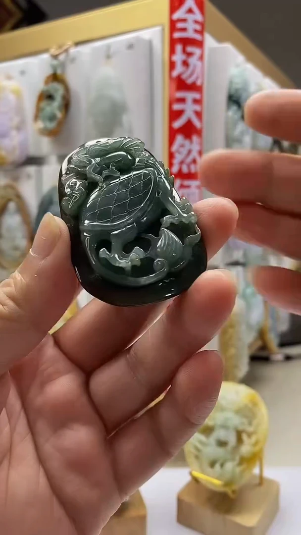 翡翠未镶嵌颈饰翡翠A货2025/6/15