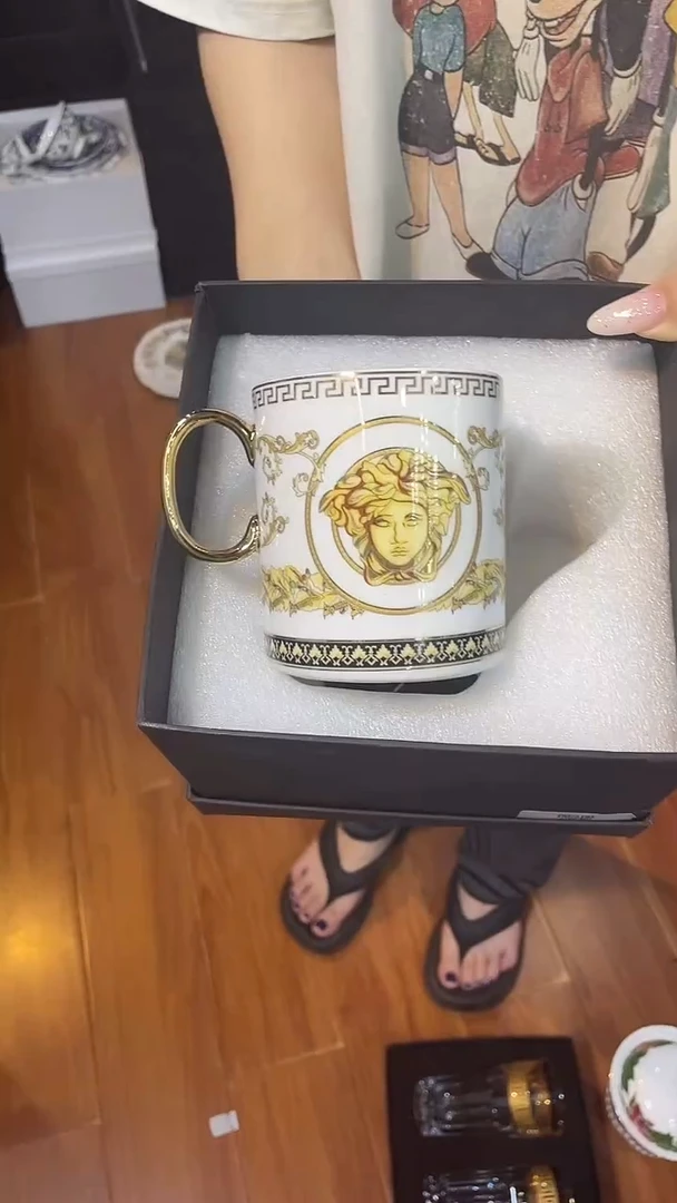 鸿辉家品牌瓷器，京东包邮！