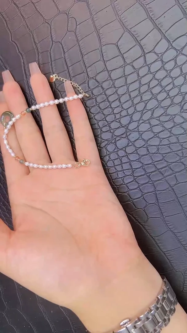 翡翠未镶嵌颈饰予**悦翡翠甜甜圈挂件手链