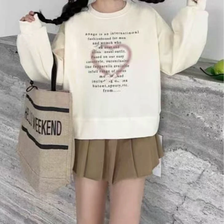 新款S439米蝴蝶结爱心印花卫衣