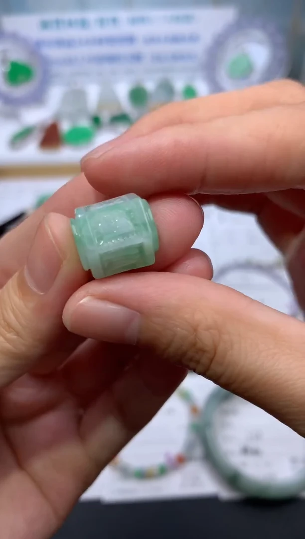 【闪购商品】定制翡翠未镶嵌模式推广期24小时鉴赏期