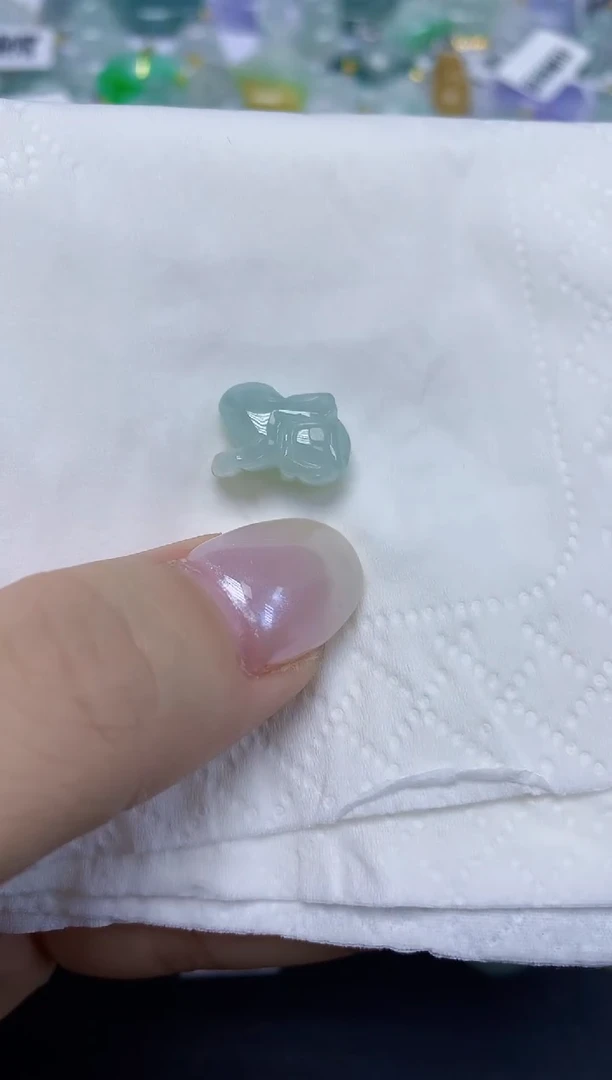 翡翠未镶嵌颈饰天然缅甸翡翠A货