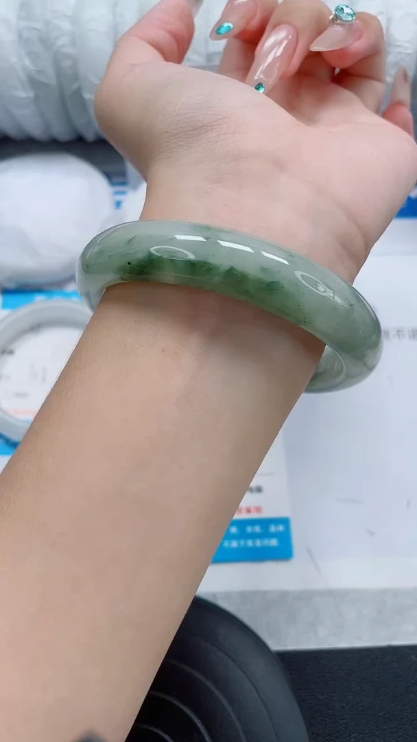 未镶嵌手镯石英质玉72-61/62