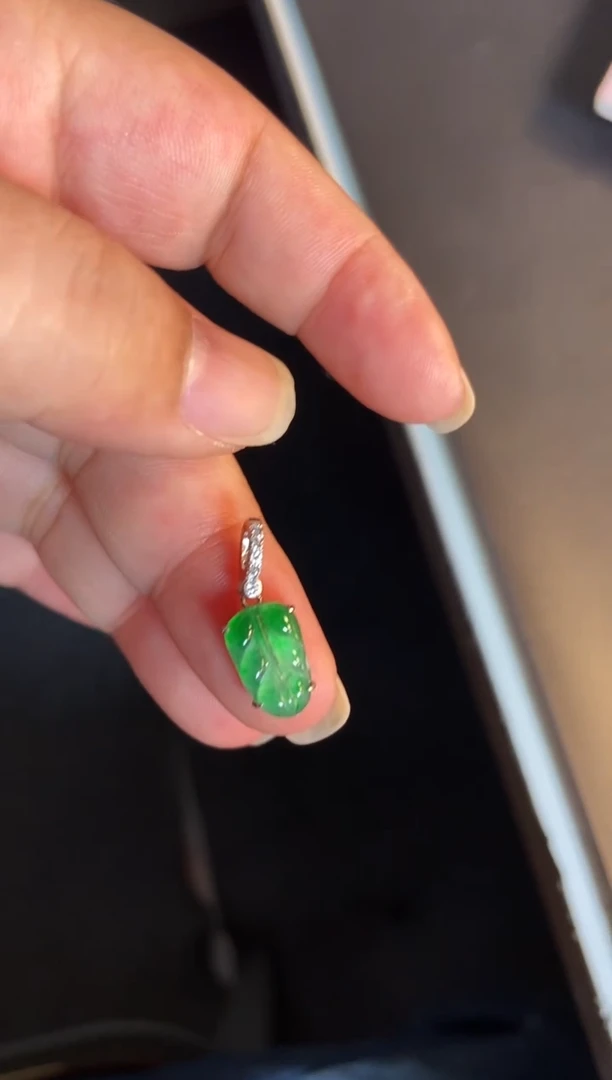 吊坠(不含链)银S925镶嵌翡翠1