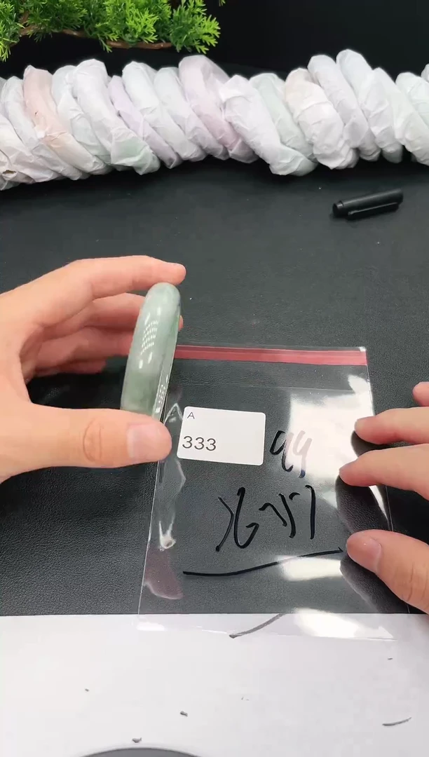未镶嵌手镯翡翠A333