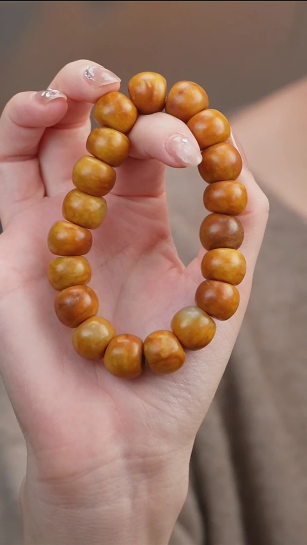 未镶嵌手链岫岩河磨玉（透闪石质玉）黔**藤手串