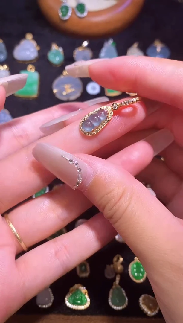 颈饰银S925镶嵌翡翠天然a货