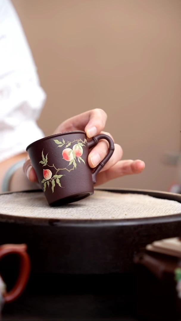 茶壶紫砂紫泥竹节手把杯 寿桃