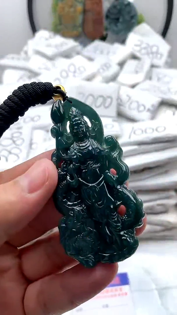 【闪购商品】翡翠颈饰未镶嵌大势至