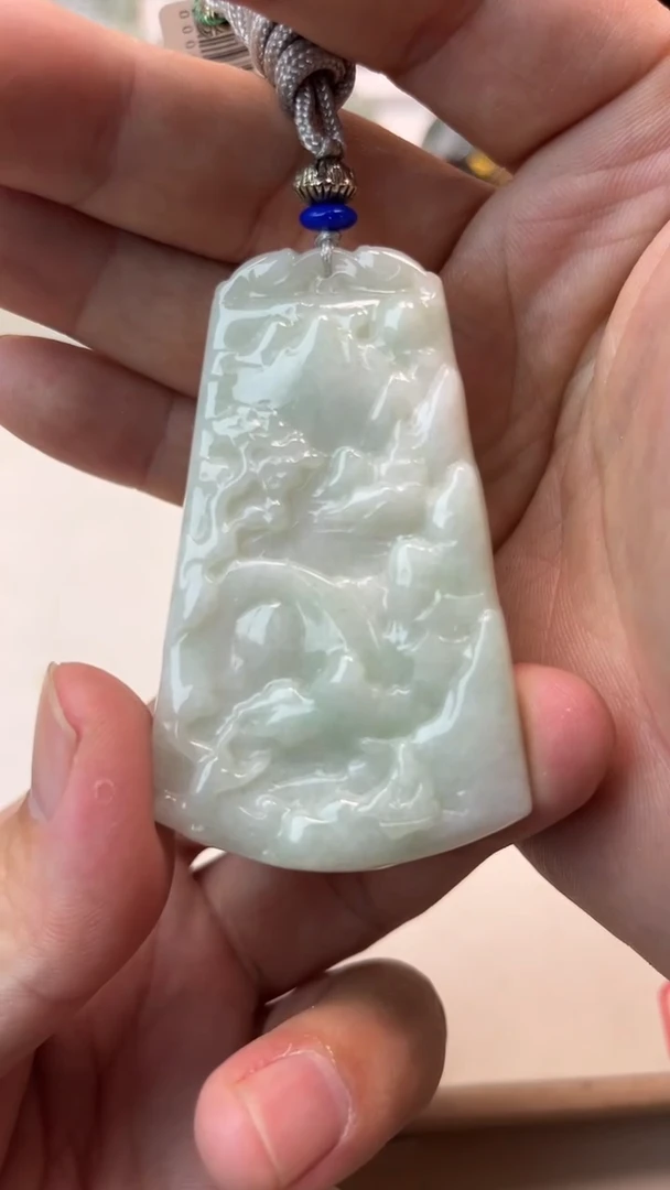 颈饰未镶嵌翡翠平**财天然翡翠