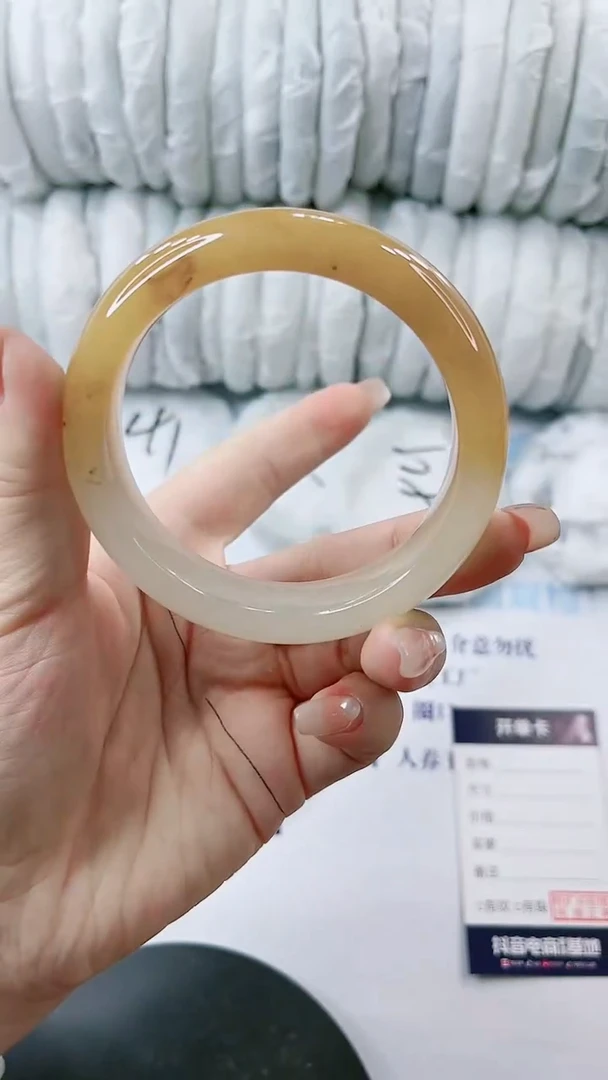 【闪购商品】石英质玉手镯未镶嵌0582204357-多样性发货