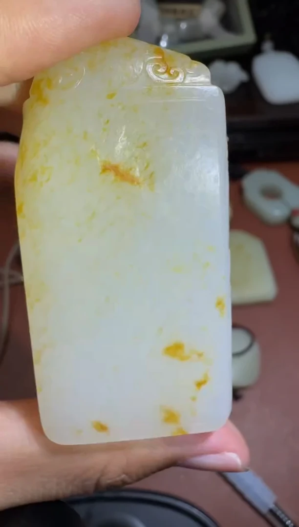 未镶嵌和田玉挂件和田玉
