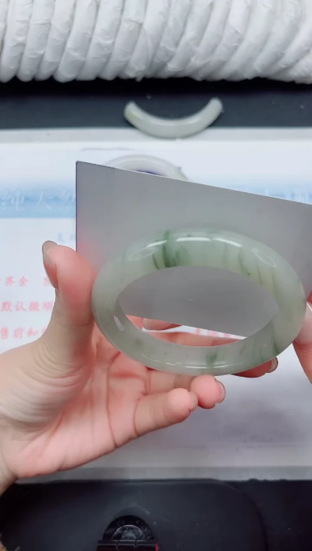 【闪购商品】石英质玉手镯未镶嵌130-56.2