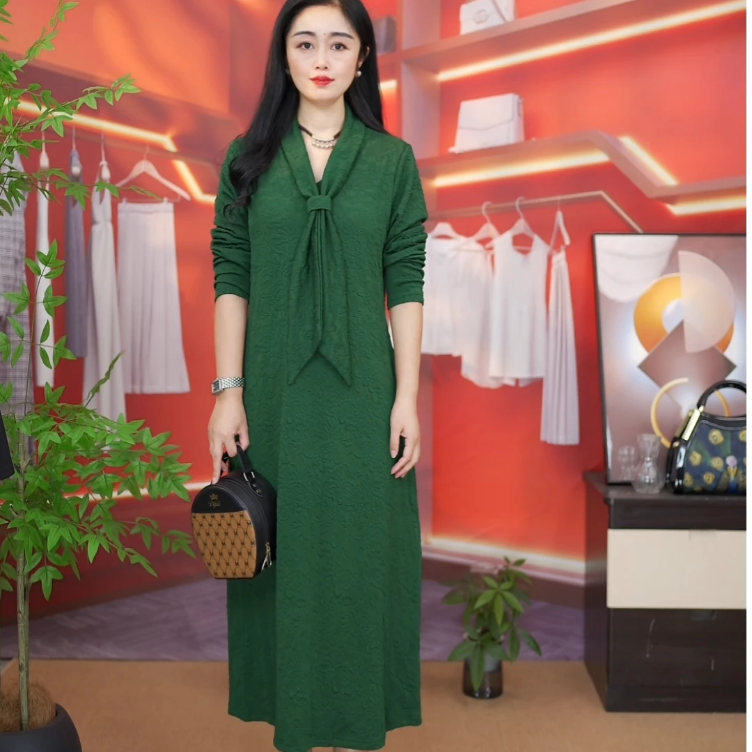 秋季长袖围巾领高端大气连衣裙长裙套头A型裙常规连衣裙