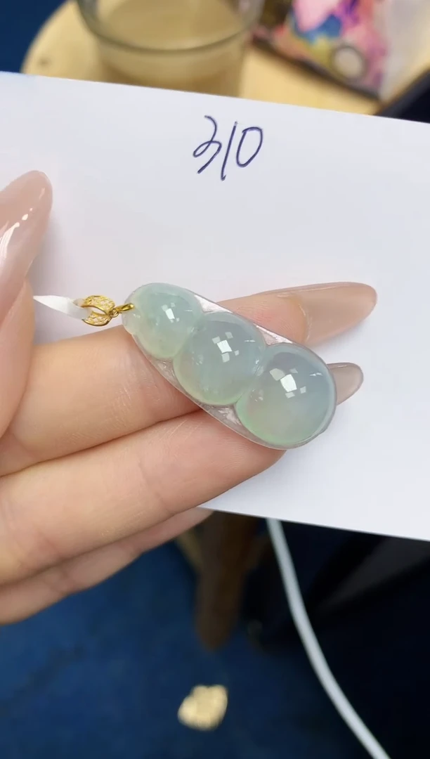 翡翠18K金镶嵌颈饰天然翡翠A货