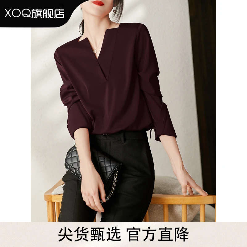 XOQ官方高端缎面小众v领通勤职业OL浆果紫长袖衬衫女气质上衣秋季