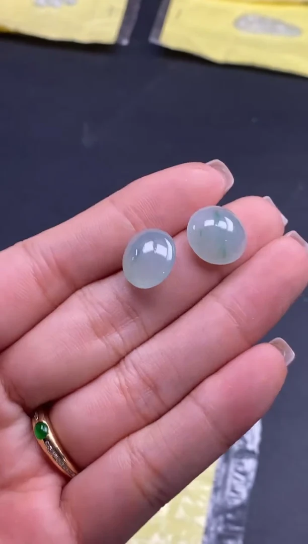 翡翠裸石天然翡翠裸石蛋面30