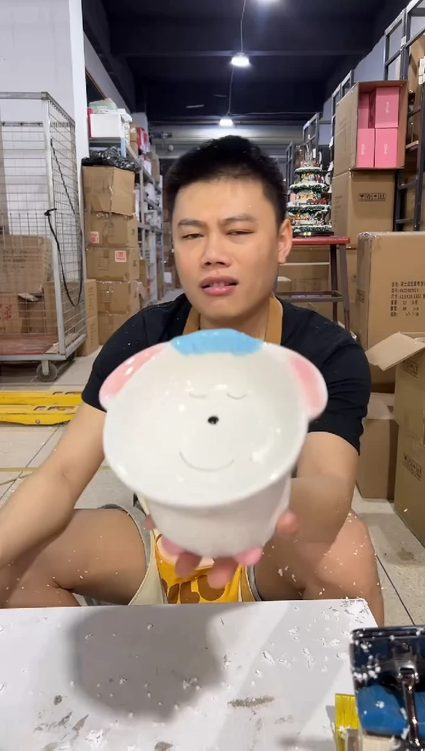 瓷片陶瓷绵羊狗粮碗