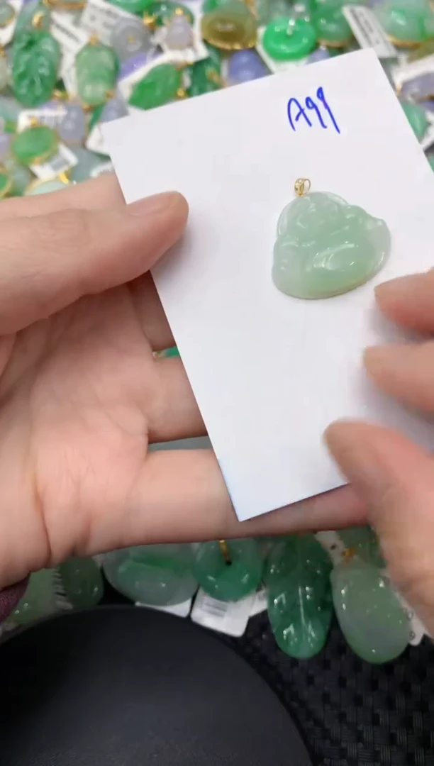 【闪购商品】翡翠颈饰18K金镶嵌1111111111