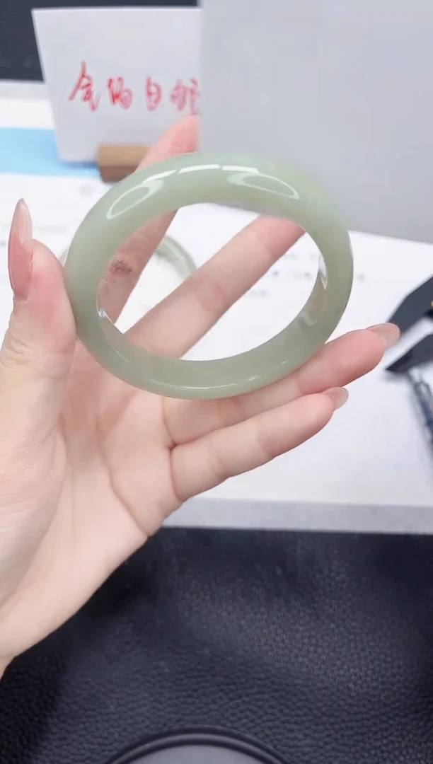 未镶嵌手镯石英质玉223-55
