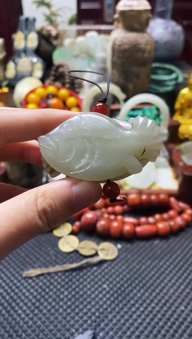 未镶嵌和田玉挂件鱼