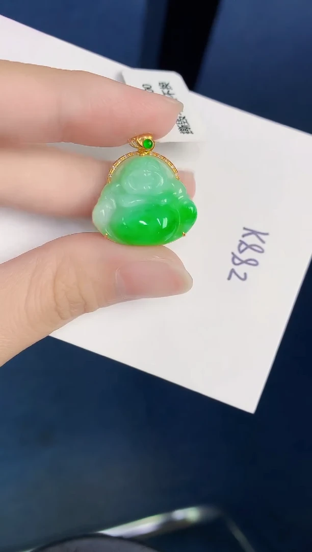 颈饰18K金镶嵌翡翠天然翡翠缅甸A货