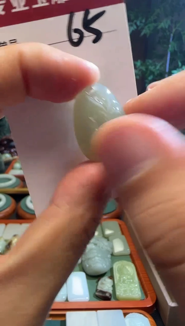 未镶嵌和田玉挂件65