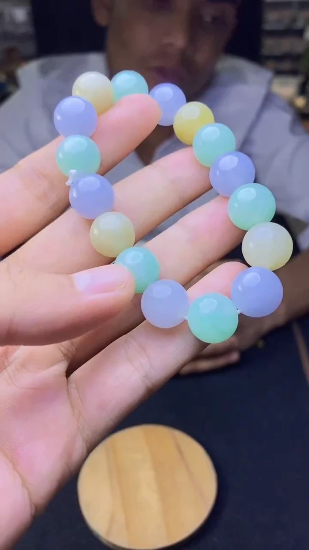 定制翡翠未镶嵌天然缅甸A货翡翠，多样性发货，拍一发一