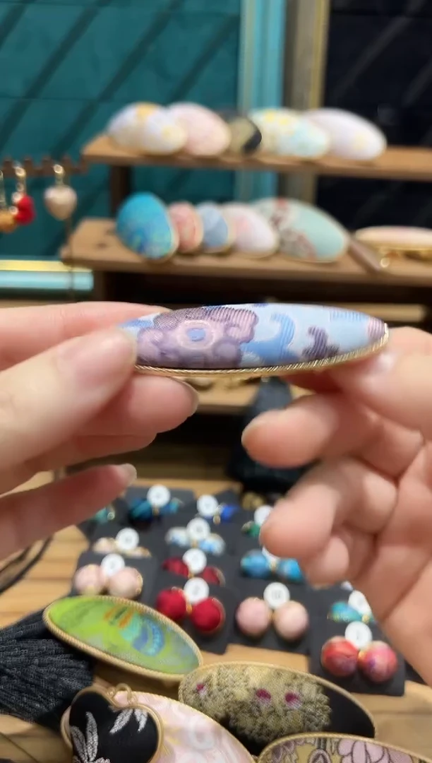 【闪购商品】【一物一拍车2.3】四合如意大柳叶发夹