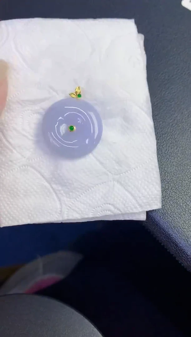 颈饰18K金镶嵌翡翠缅甸天然翡翠A货