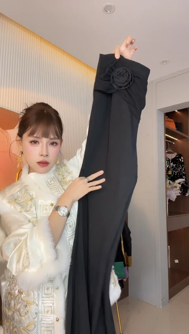 3013 L 105-115黑色裤子 腰头带花