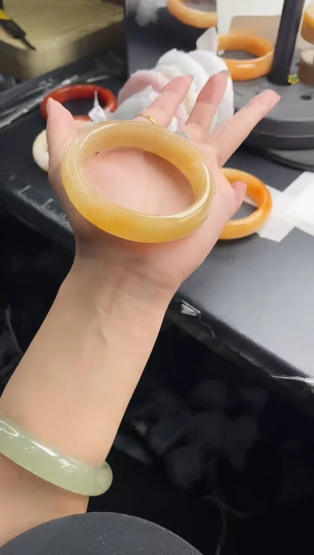 未镶嵌手镯石英质玉j125-HB60+