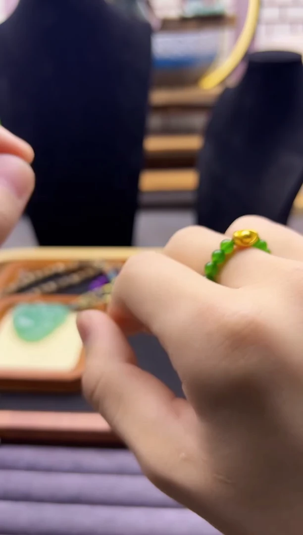 和田玉14K金镶嵌耳饰J74