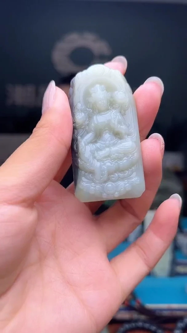 未镶嵌和田玉挂件1