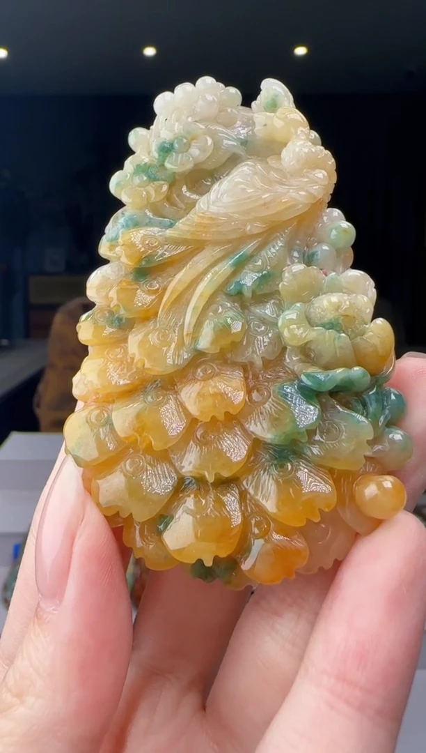 翡翠未镶嵌颈饰CC@@960Q7J03742