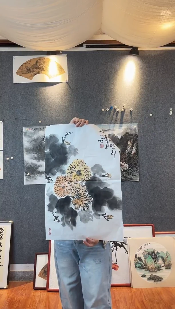 国画李维忠四尺三开花